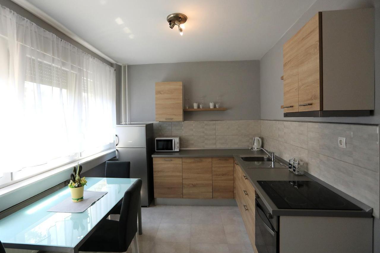 Studio Apartman Ana Osijek Exterior photo